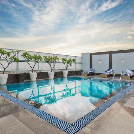 Country Inn & Suites By Radisson, Gurugram Sector 12 คูร์เคาน์ ภายนอก รูปภาพ